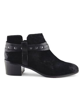 Clarks Somerset Ankle Boots Black Suede Studded Wrap Around Strap Side  Zip 8.5M
